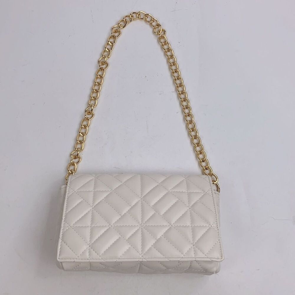 Quilted Creme Chain Strap Handbag purse clutch Lined Zip pocket Snap close New